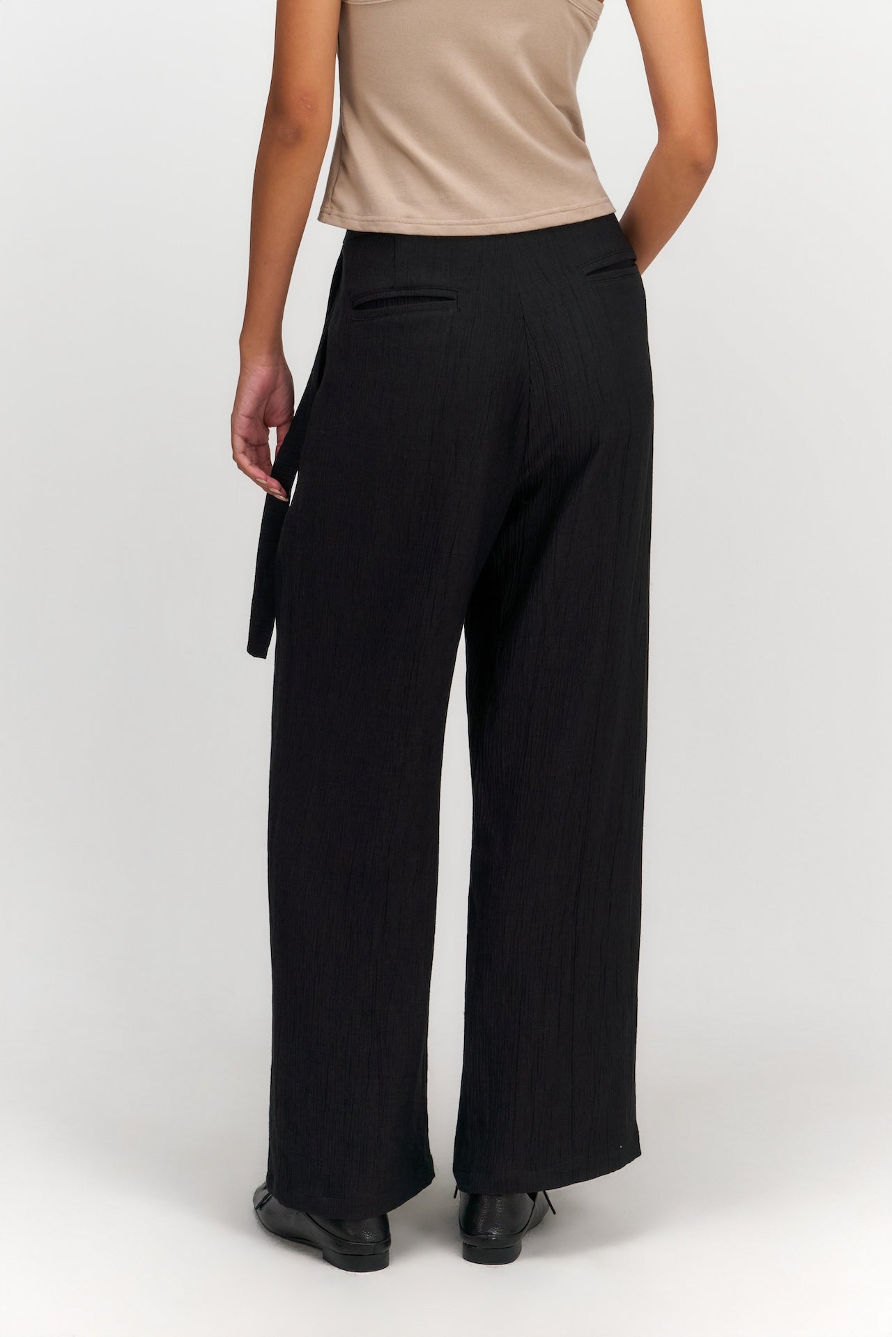 Tri Pleated Belted Trousers (Black)