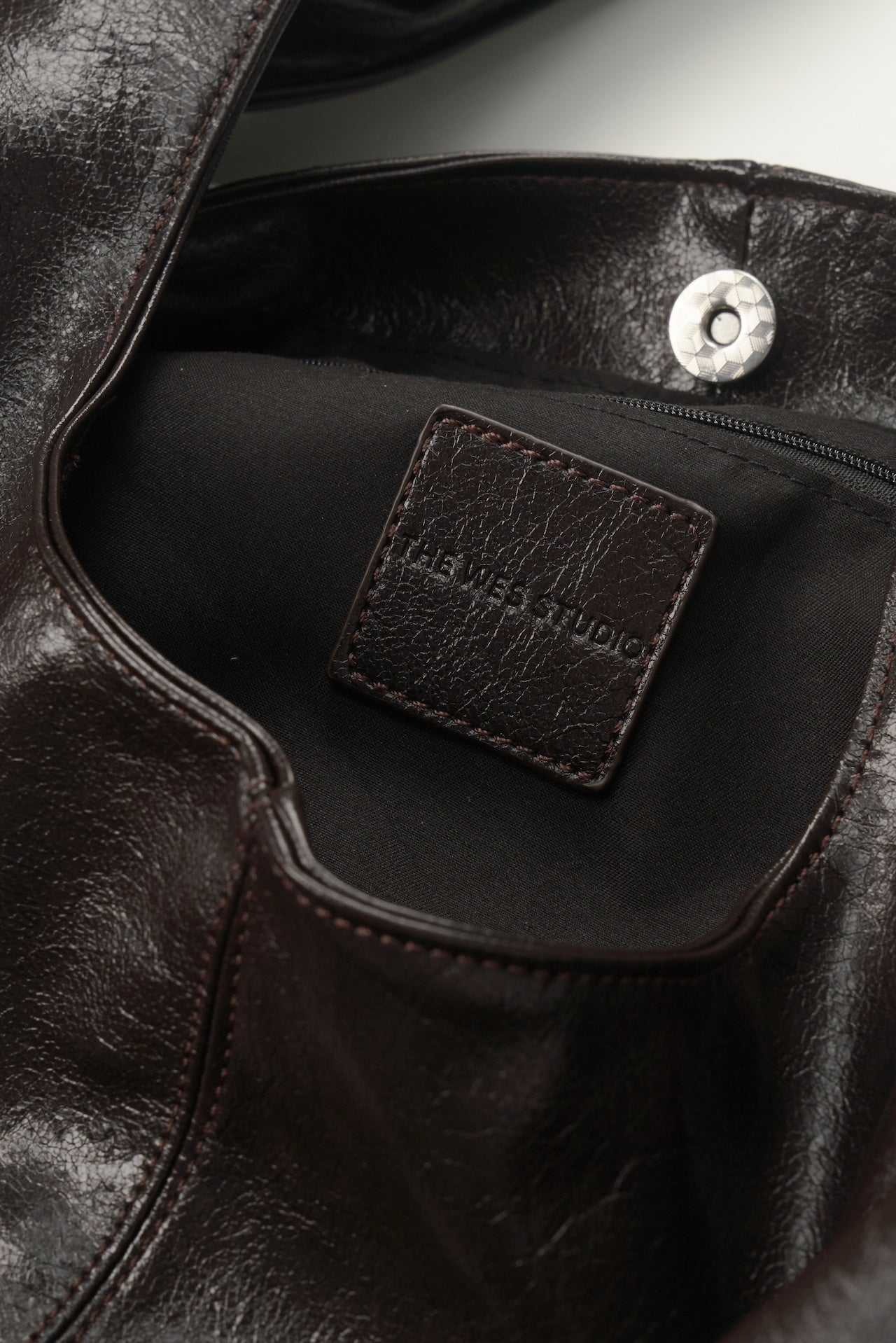 Triangle Leather Tote (White)