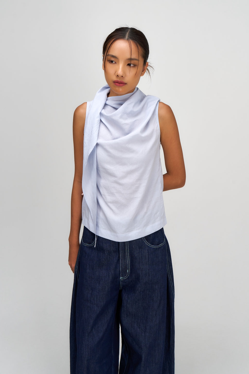 Triangle Neck-Scarf Tank Top (Blue)