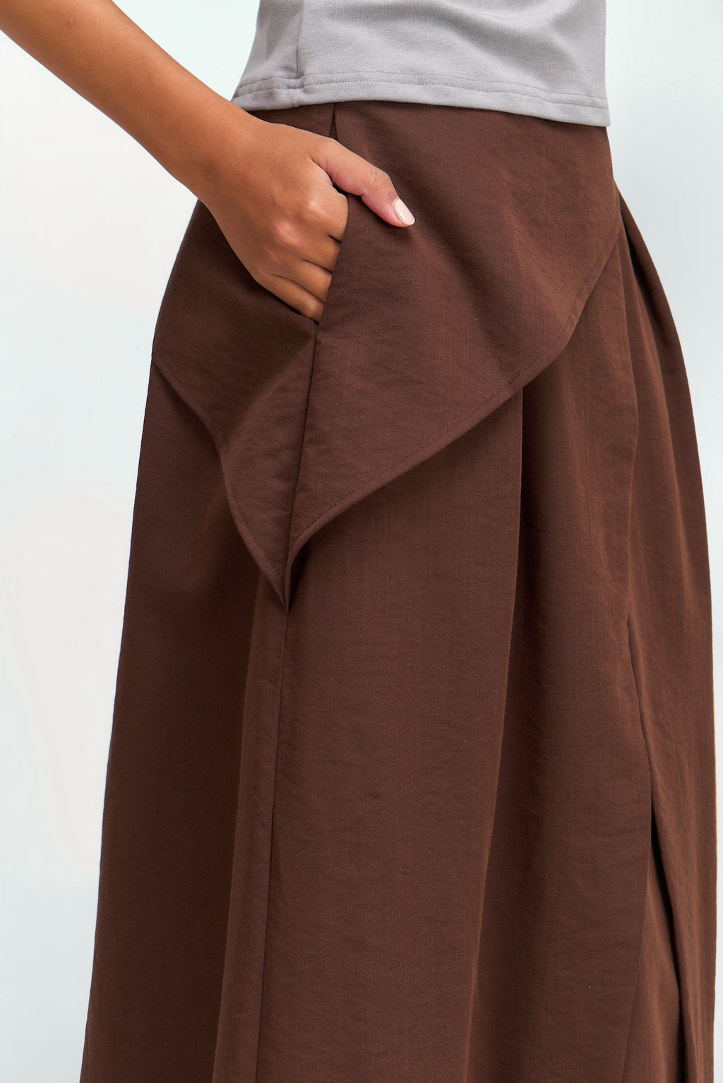 Waist Bandeu Pleated Skirt - Plus Long (Brown)