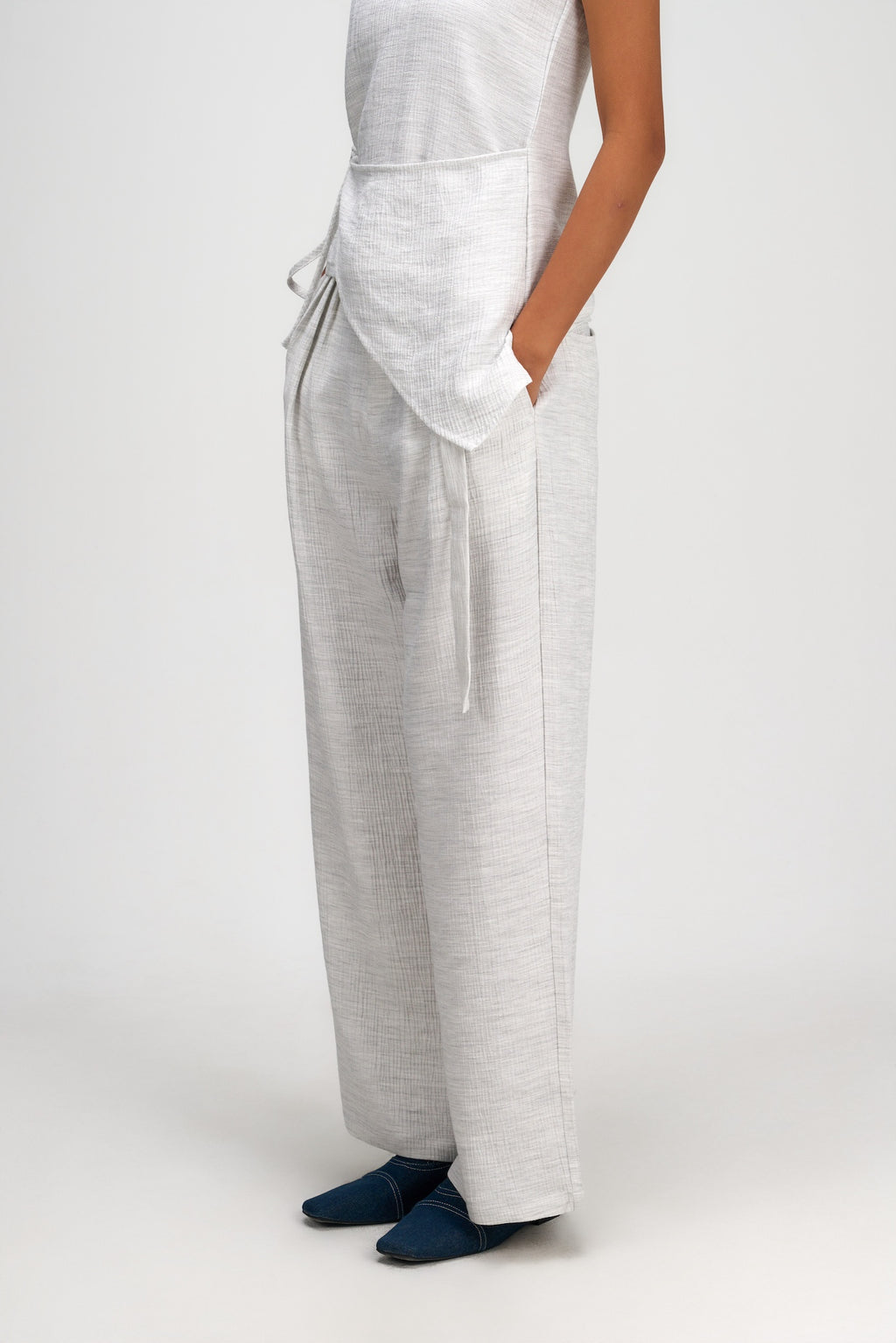 Tri Pleated Belted Trousers (Grey)