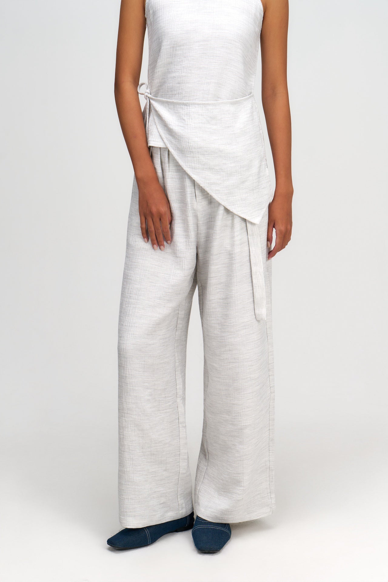 Tri Pleated Belted Trousers (Grey)