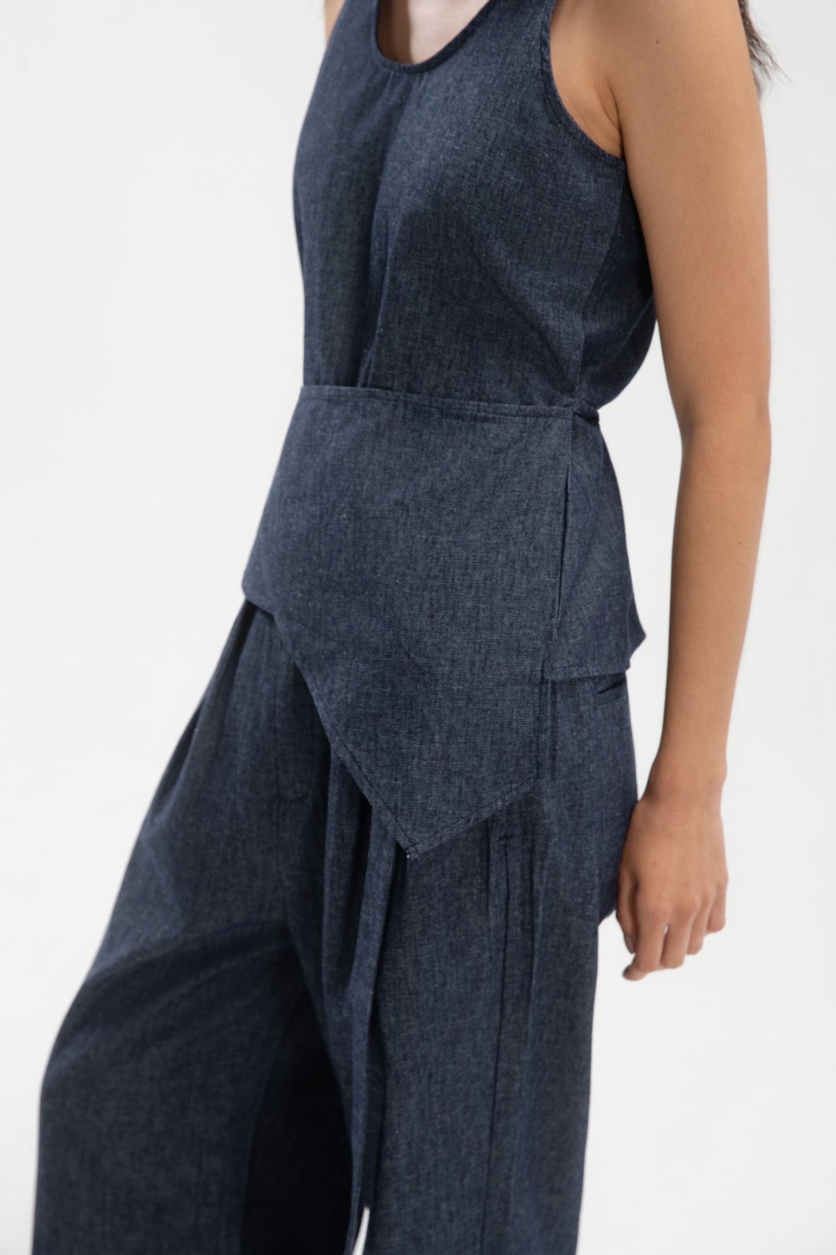 Waist Bandeu Tank Top (Linen Denim / Blue)