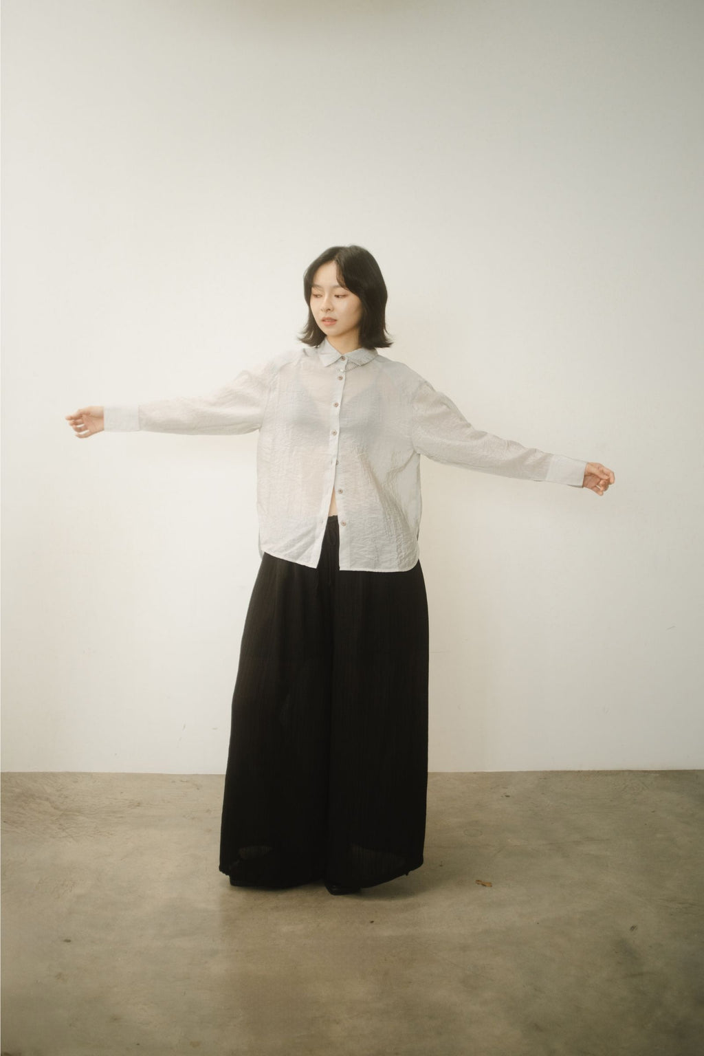WES x GUNG x SO | Easy Shimmer U-Hem Blouse (Cool Grey)