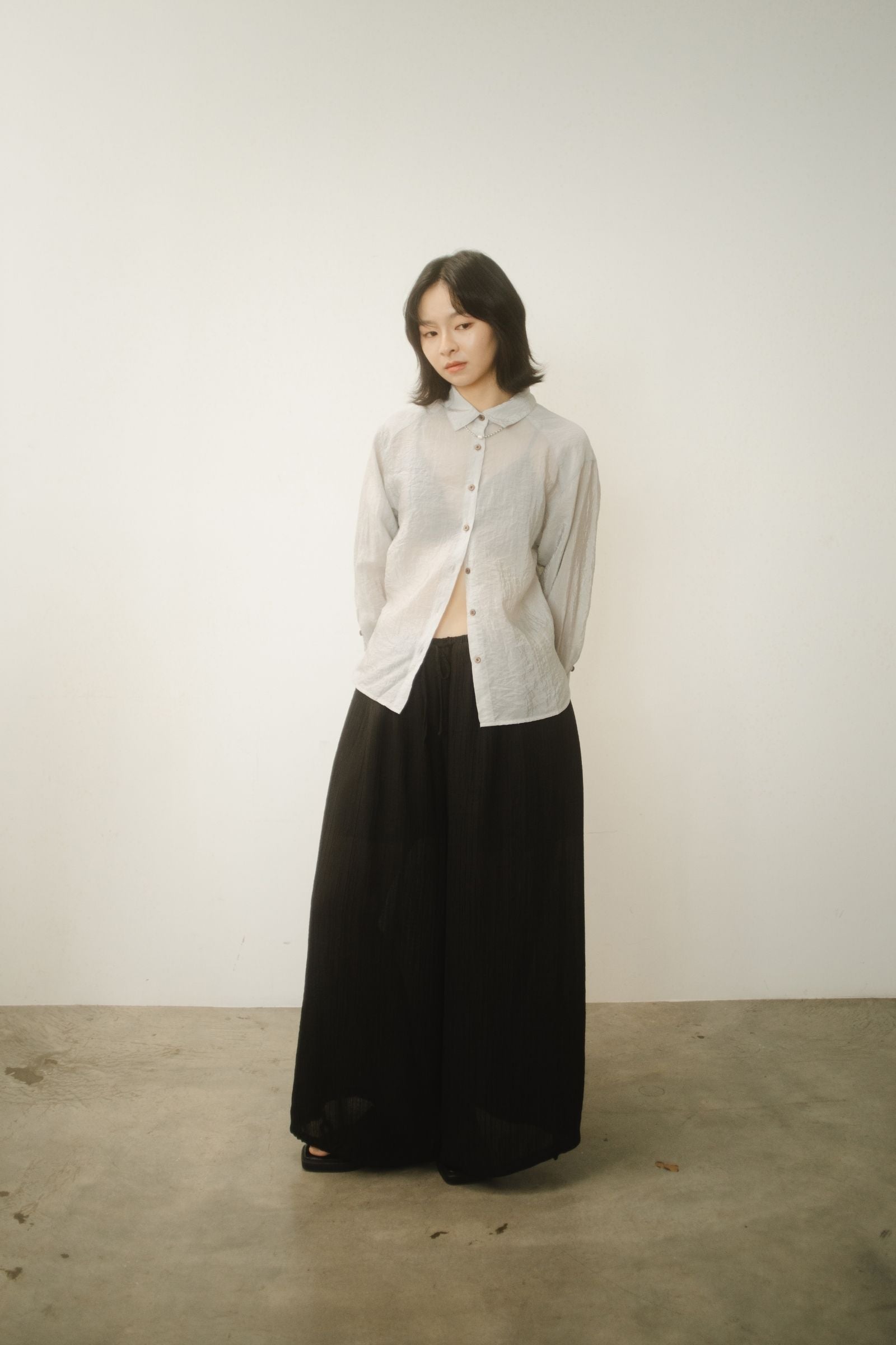 WES x GUNG x SO | Easy Shimmer U-Hem Blouse (Cool Grey)