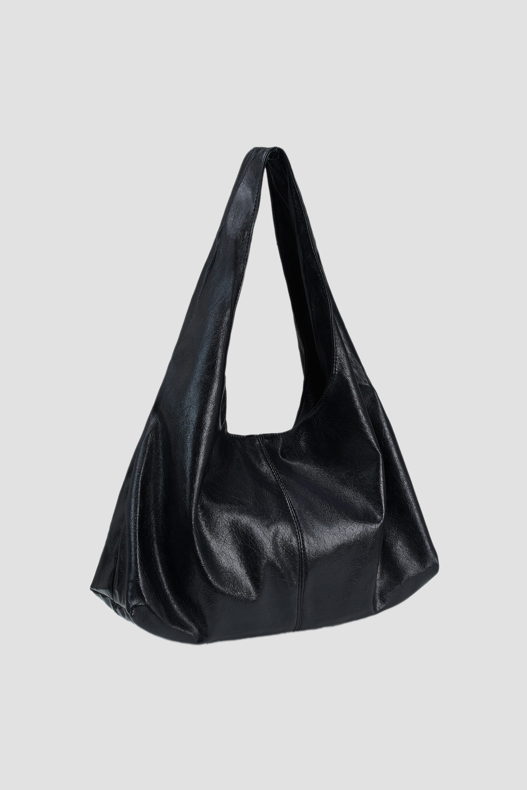 Triangle Leather Tote Black 1