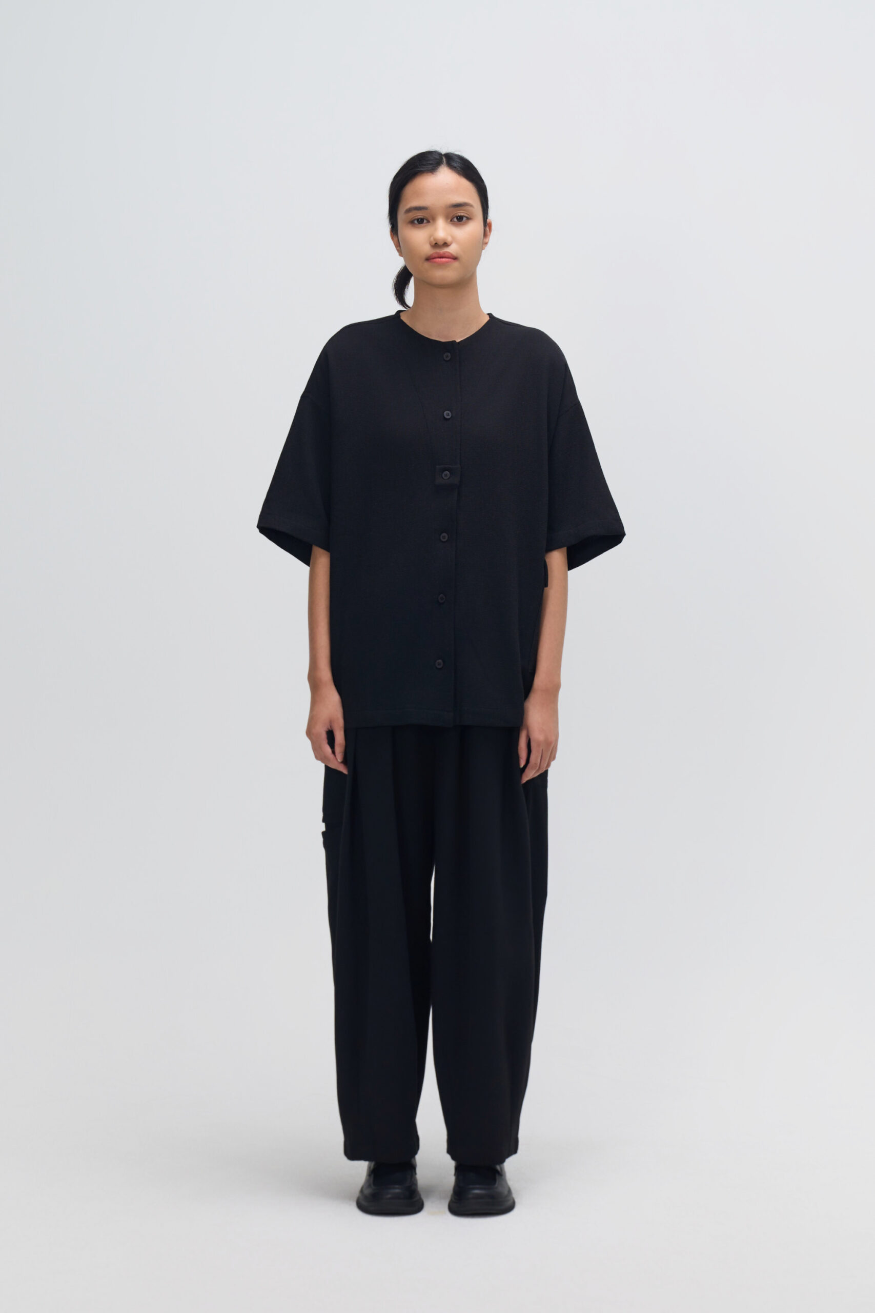 Gender Neutral Oversized Drop Shoulder Boxy Shirt (Black) 7