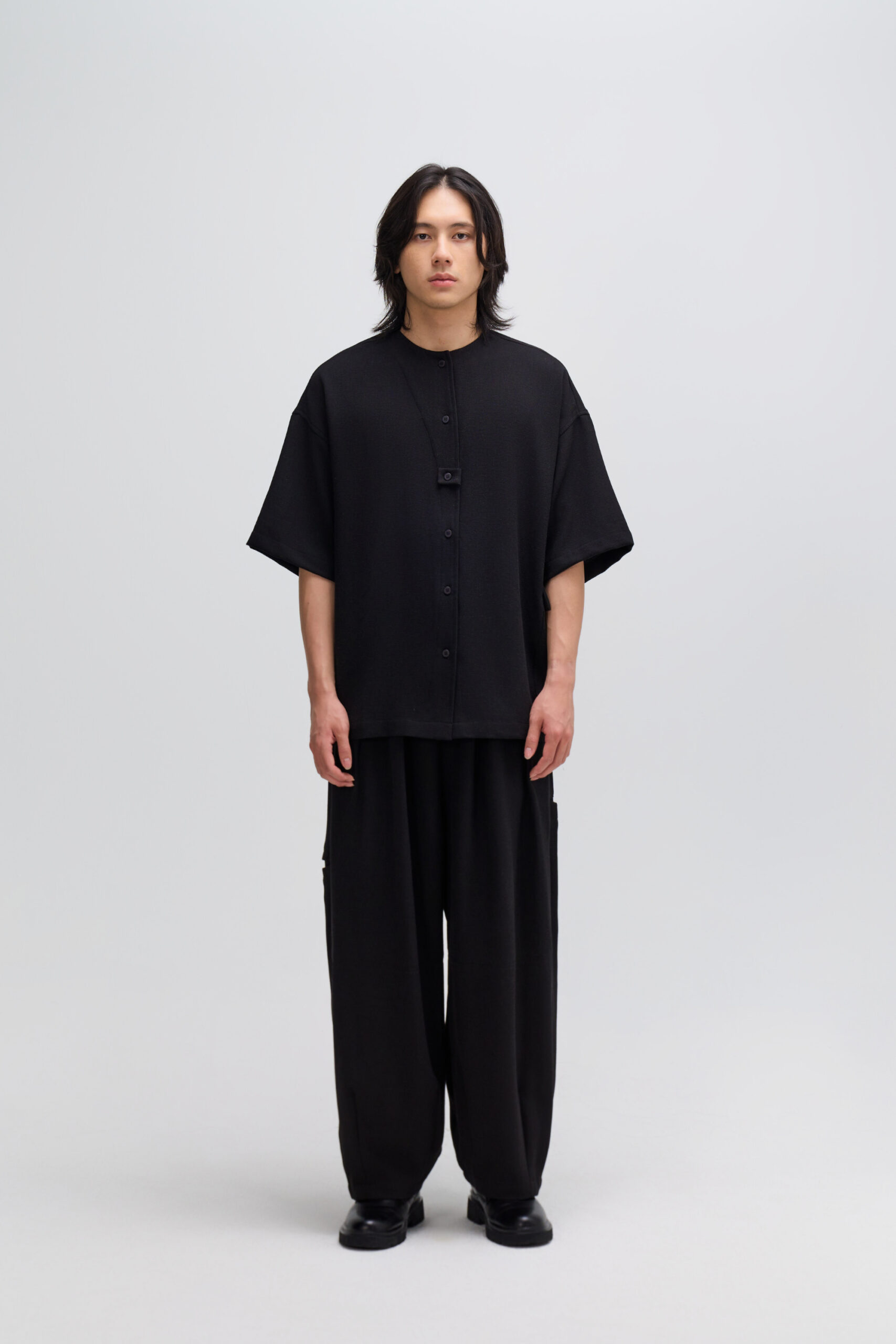 Gender Neutral Oversized Drop Shoulder Boxy Shirt (Black)