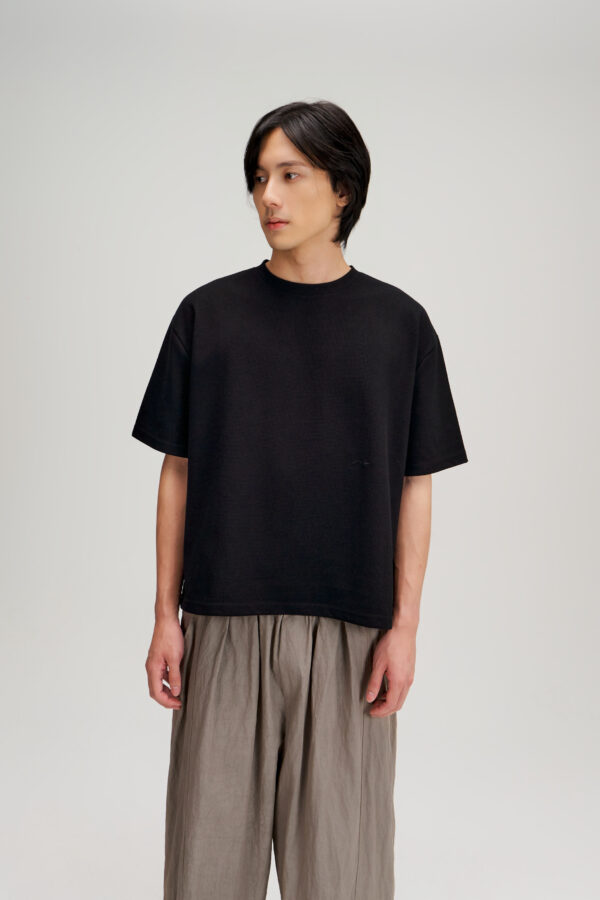 Gender Neutral Boxy Crop Waffle Tee (Black)