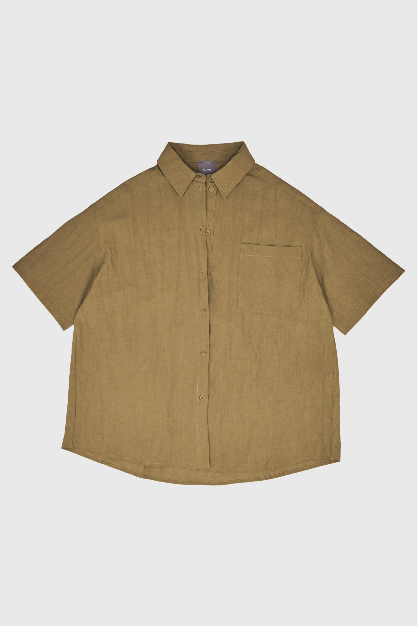 Gender Neutral Drape Neck Short-Sleeve Shirt (Mud)