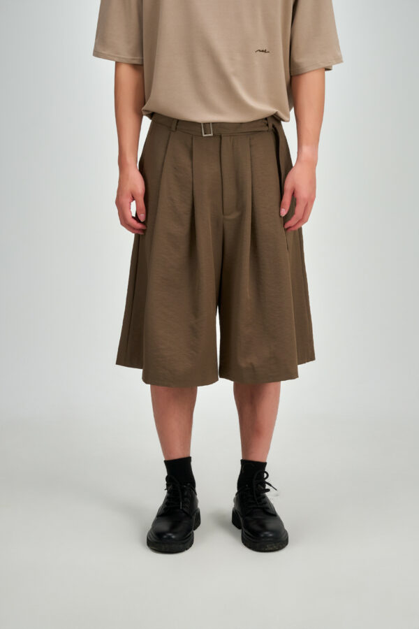Gender Neutral Pleated Belted Short (Tea)